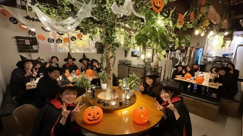 渋谷で貸切ハロウィンパーティーをするなら!おしゃれ空間で盛り上がろう 🎃渋谷駅すぐ、20人~50人規模の貸切パーティーにぴったり