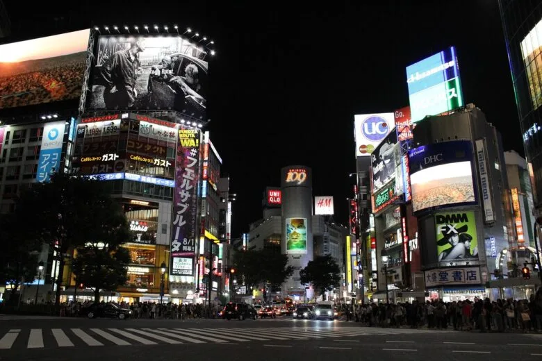 渋谷×貸切×忘年会
少人数から大人数まで貸切可!
コースは飲み放題もついてコスパ良し!