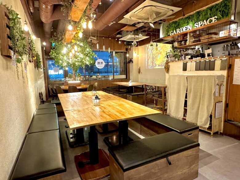 〈渋谷×貸切×喫煙可居酒屋〉シャンパンタワー1